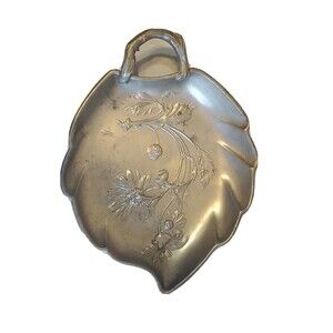 Art Nouveau KAYSERZINN  Raised Flowers Vintage Pewter Leaf Dish Germany 4065